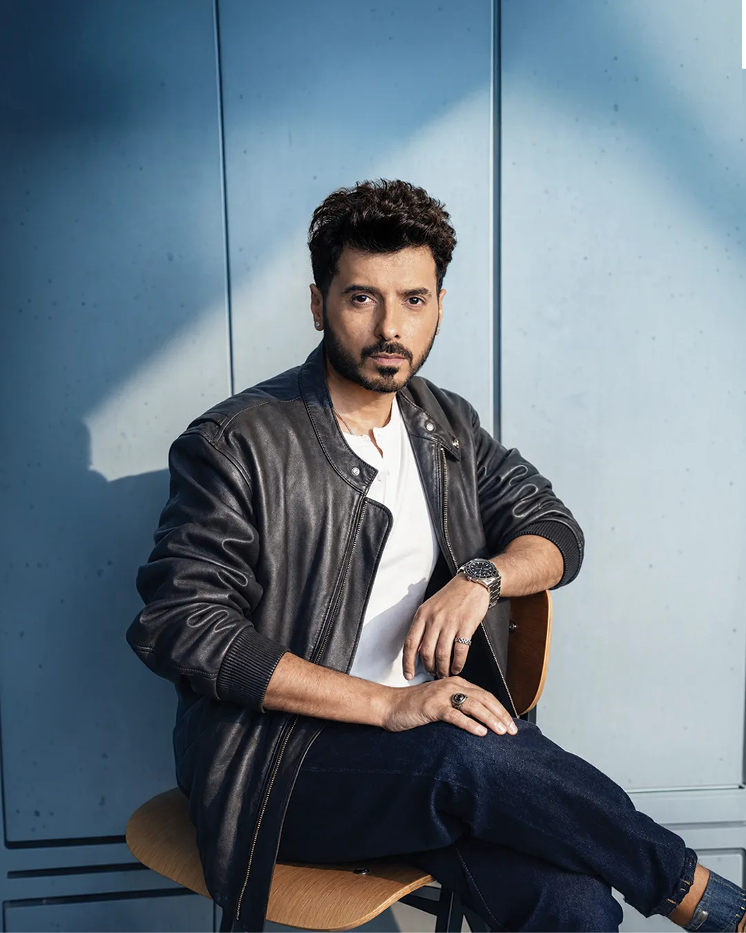 Divyendu Sharma wearing Rotoris Astonia