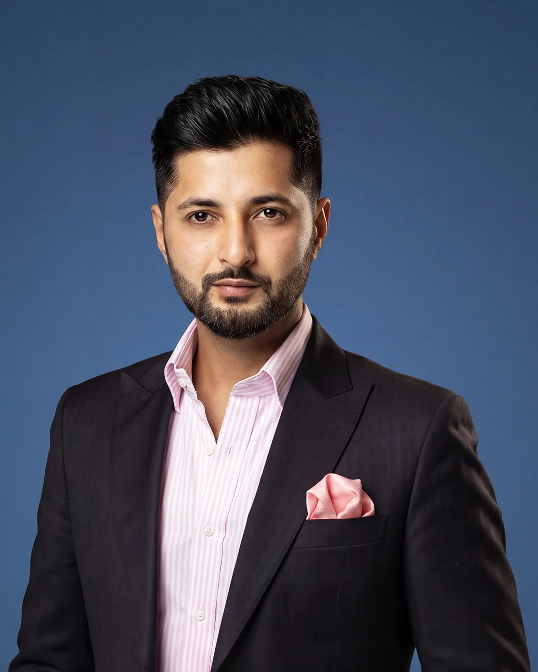 Salil Jaisingh wearing Rotoris Manifesta