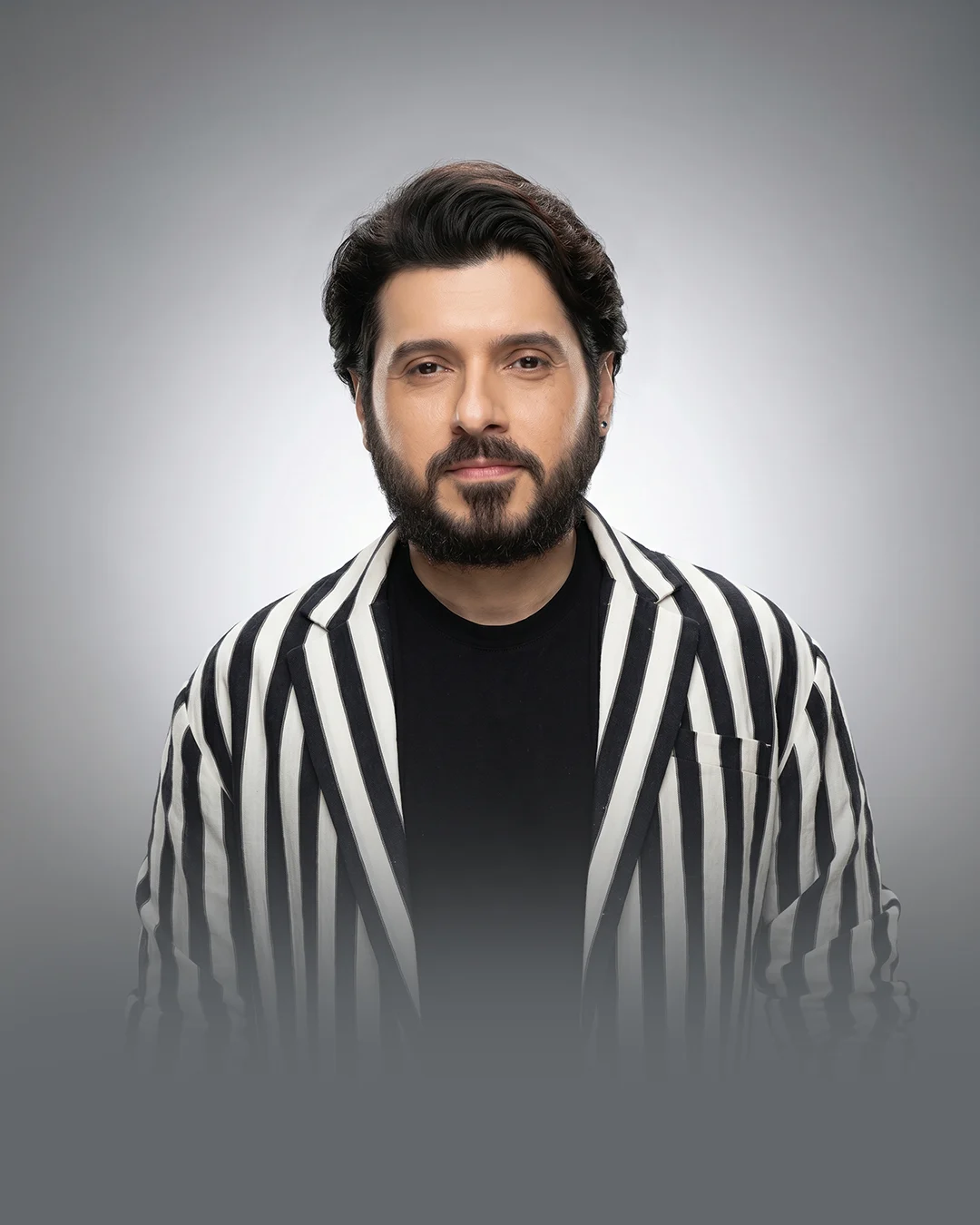 Divyendu Sharma wearing Rotoris Astonia